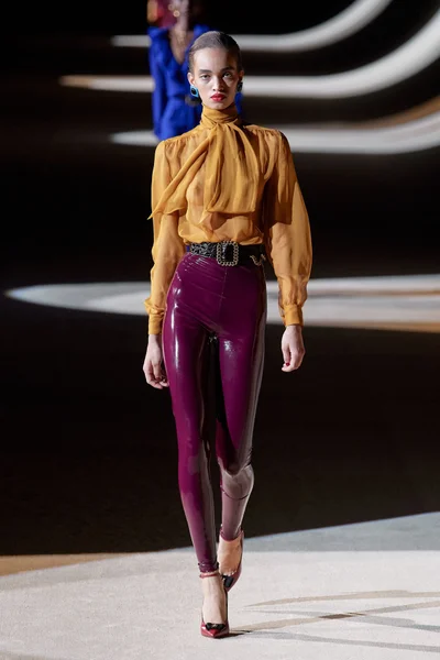 Look 47